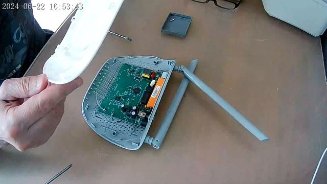 Разбор роутера TP-LINK TD-W8961N.