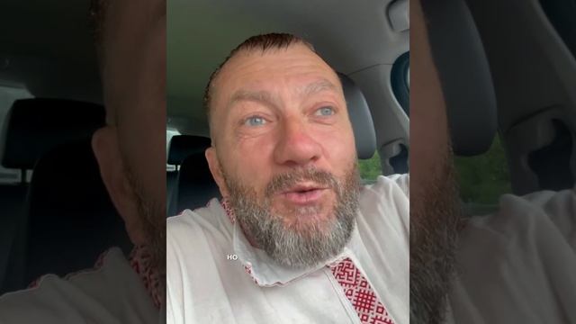 "Машины проезжают мимо, хоть бы один остановился!"