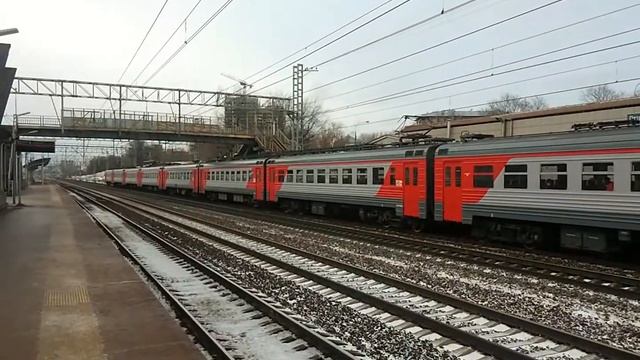 ЭТ2М-107 На станции Петровско-Разумовская