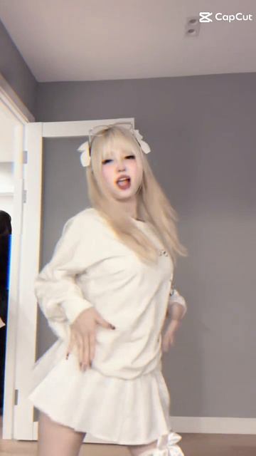 1000025817.mp4