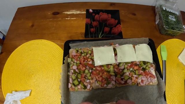 Быстрая пицца за 5 минут! Лайфхак с хлебом, который вы б