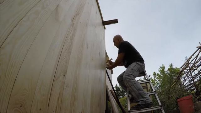 Стенка шкаф на террасе. Дача.