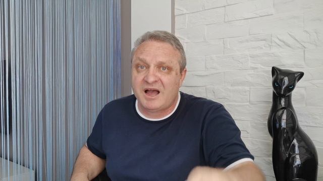 Смотрящие за туалетами в школах. Путин: долги оплачивают слабаки. В кремле нет изоленты.