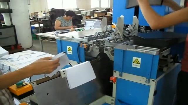 Полуавтоматическая книговставочная машина (Китай)