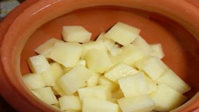 Говядина в горшочках с картошкой