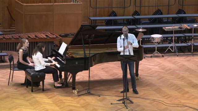 Verdi-Bassi – Fantasia on the themes from Rigoletto