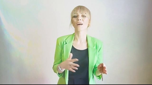Жокот Диана зеленый специалист по недвижимости