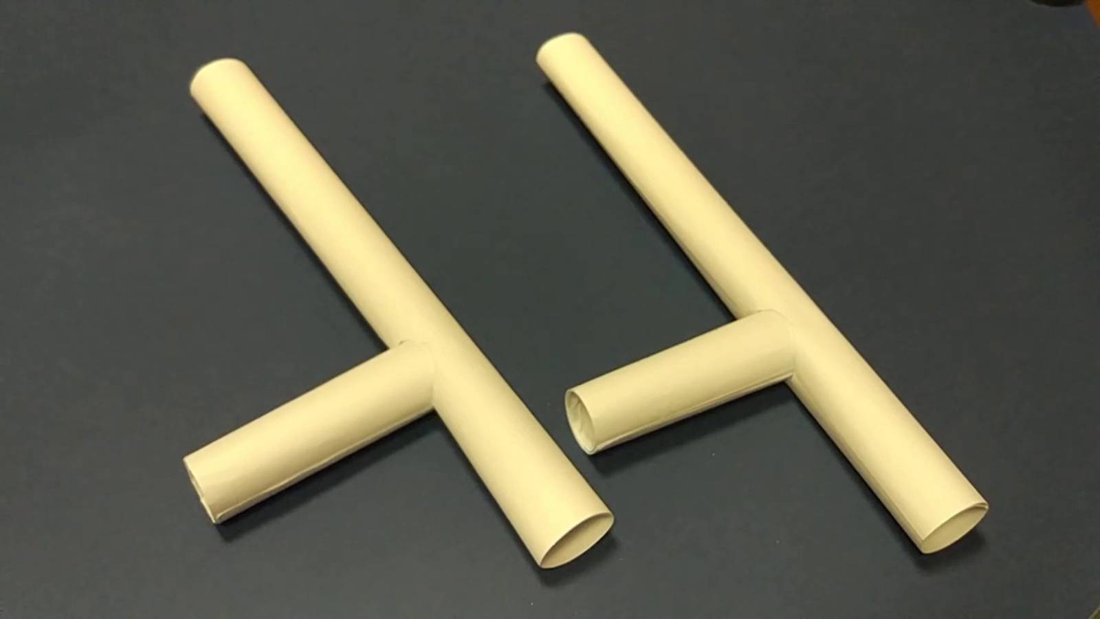 Тонфу - полицейская дубинка из бумаги, оригами. Tonfu - Origami paper baton.