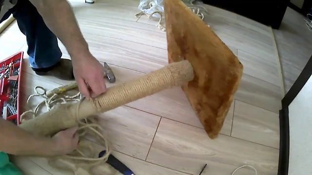 Ремонт когтеточки для кошки.