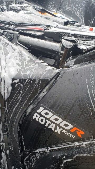 BRP Can-am Outlander XMR 1000 R G3 2025