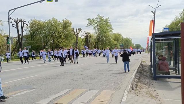 Бегут. Беговой марафон ко дню великой победы 80 лет - го?