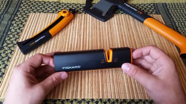 Заточване на ножове: Tочило Fiskars XSharp™