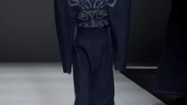 👘Начинающие дизайнеры организовали Неделю моды в Пекине