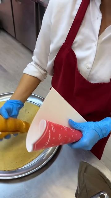 -j4eDe97M9o - 1年中いちごが楽しめるクレープ屋さん🍓生クリームたっぷりで程よい甘さがクセになる【Cafe de Happiness】#福岡グルメ #japanesefood #shor