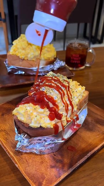 NQXqVO7NzF8 - 完食できたら凄いデカ盛り飯3選！①チャンポンハウスたつや（宮崎）②バックストリートコーヒー（大阪）③アランチャ（愛知）#大阪グルメ #japanesefood #japan
