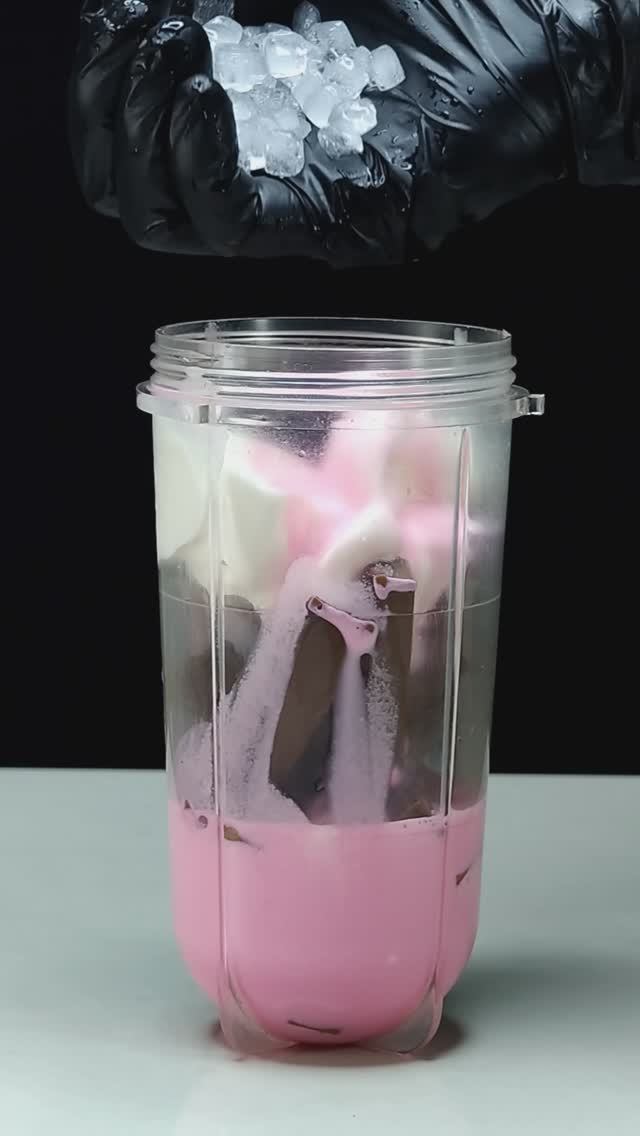 KitKat 🍫 Milkshake Recipe #shorts