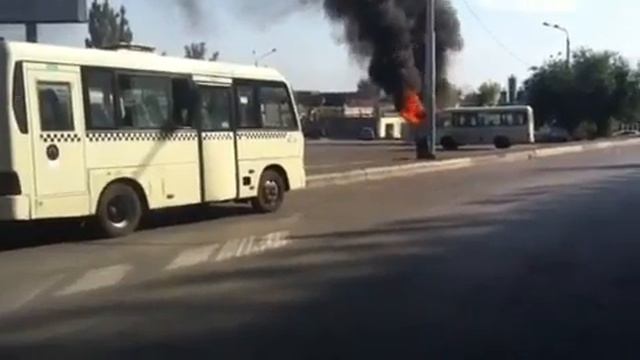 Маршрутка сгорела в Ростове