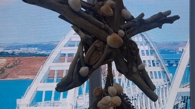 Крымская республика на полуострове в тематическом республиканском павильоне на выставке в парке ВДНХ