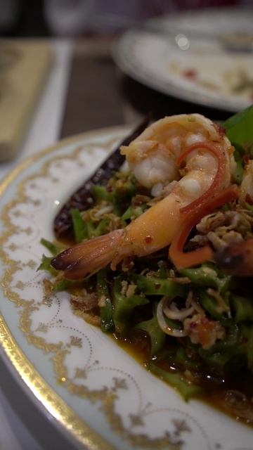 Горы тайской еды! Как мы это съедим вдвоём?

#ТайскаяЕда
#ГорыБлюд
#ВкусТаиланда
#ЕдимДвумя