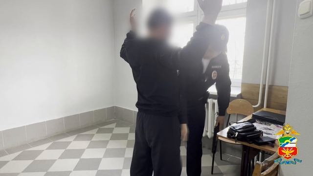 В Красноярском крае транспортные полицейские пресекли хулиганские действия в пассажирском поезде