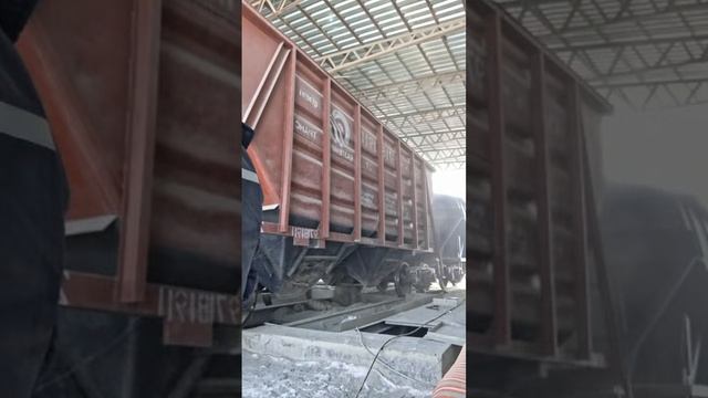 Не пропусти!!! NURLAN MAMBETOV  в прямом эфире разгружает цеме?