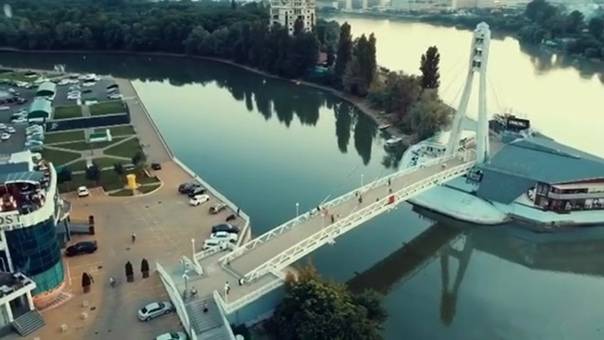 Продается - г. Краснодар - ЦЕНТР- ул. Кубанская набережная, 37/11 - 2 к.кв. 90 кв.м.