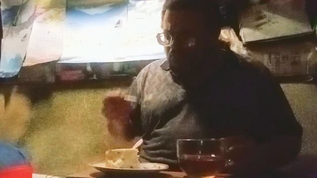 Двадцать ложек сахарного песка и запеканка.