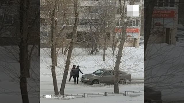 Екатеринбург: На буксире у трамвая