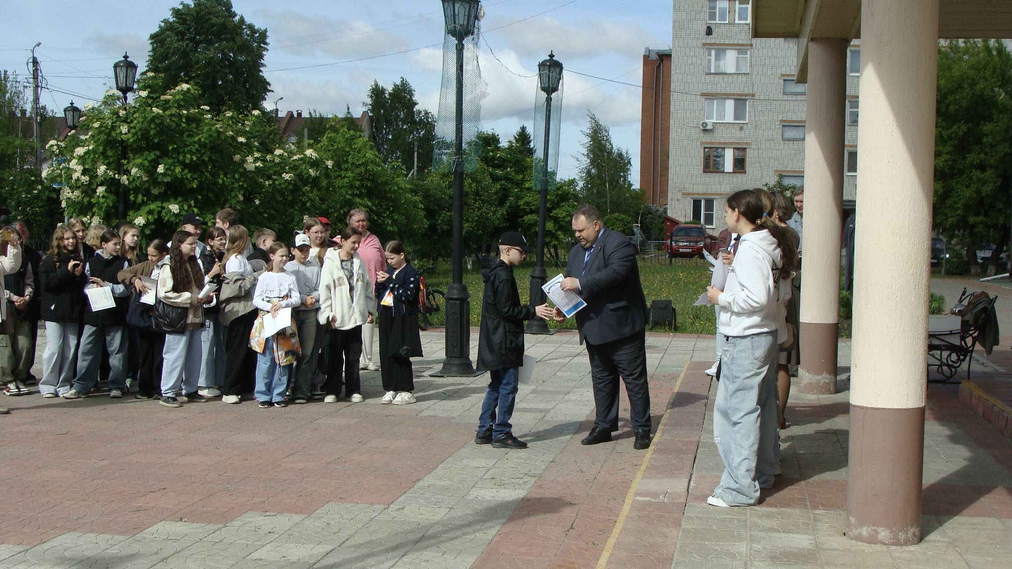 Ишим, 31 школа, окончание учебного года в 5-х классах