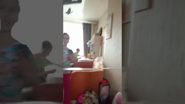 Палина мне 24 говорит да(полное видео на канале Авокадо кот)