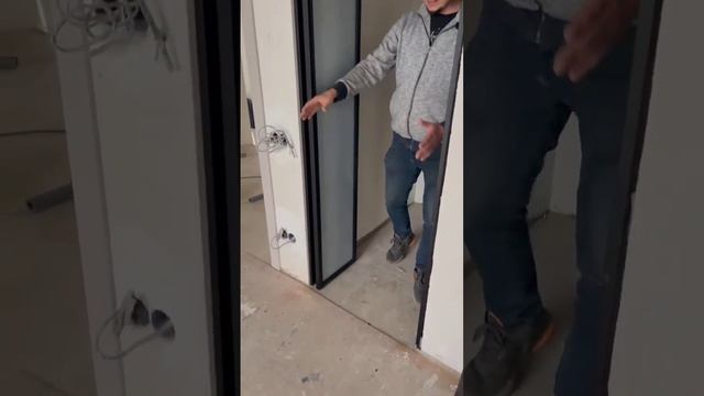Складная алюминиевая дверь