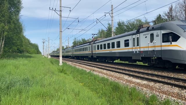 Электропоезд ЭП2Д-0163 пл.Портновская до станции Икша. 27.05.2025.