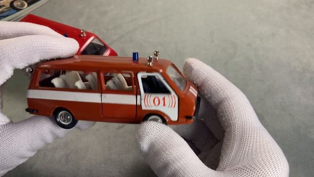1:43 РАФ 2203 "01"