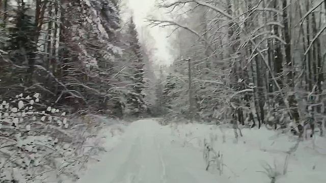 Васильевский спуск одно из узнаваемых мест в Москве Соединяет Красную площадь с Москвой-рекой G