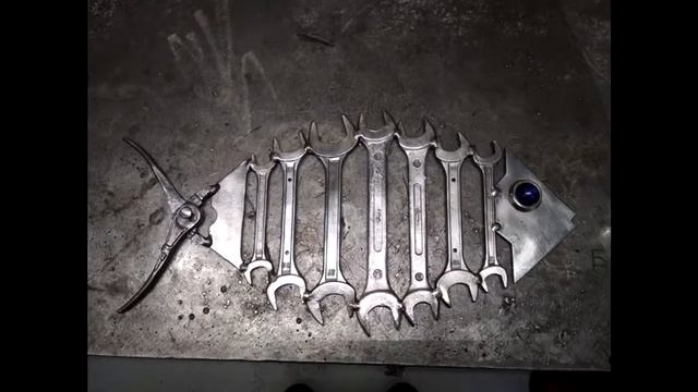Рыба из гаечных ключей