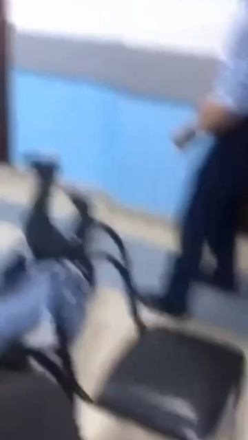 Мигрант решил, что он Гарри Поттер, но что-то пошло не так.
