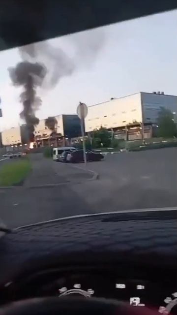 За сегодняшнюю атаку 33 беспилотника были сбиты средствами ПВО в столичном регионе.