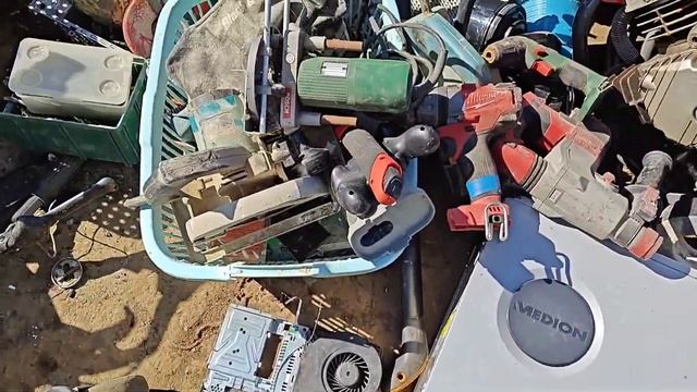 НАХОДКИ НА МЕТАЛЛОЛОМЕ БЕЛЬГИИ 😳 Я В ШОКЕ ЧТО СДАЮТ Н?