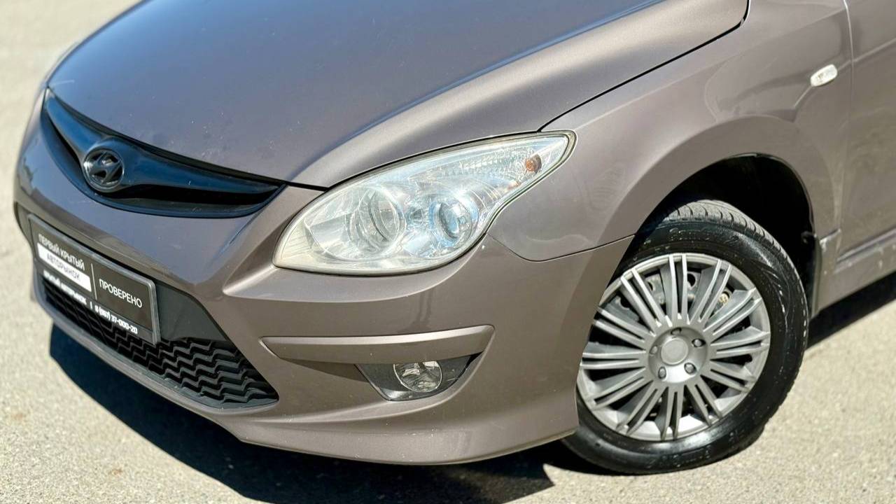 Hyundai i30 I, 2010 (TMADB51CABJ192203)