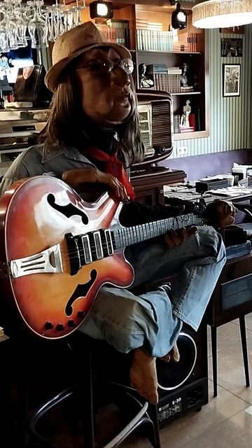 Томск-Красноярск, 2025_01. Живая кукла, Джон Леннон