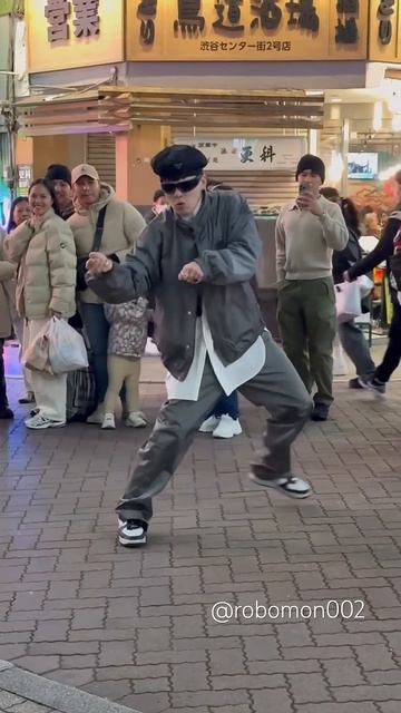 【Japan’s most viral streetperformer】【No matter how many times I repeat this, it’s viral】Robomon ロボモン