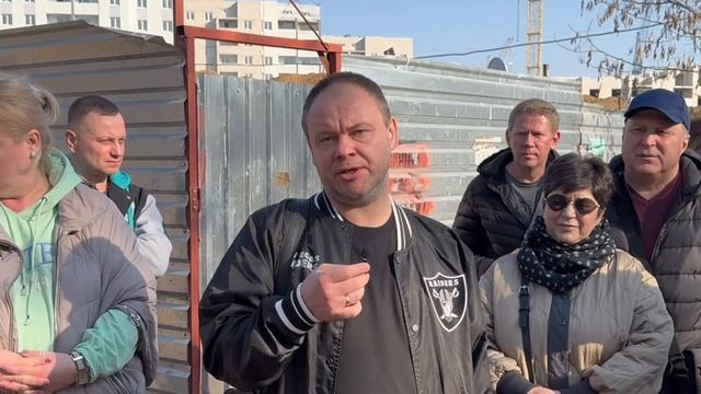 Інвестори ЖК на Валентинівський 49 у місті Харків б’ют