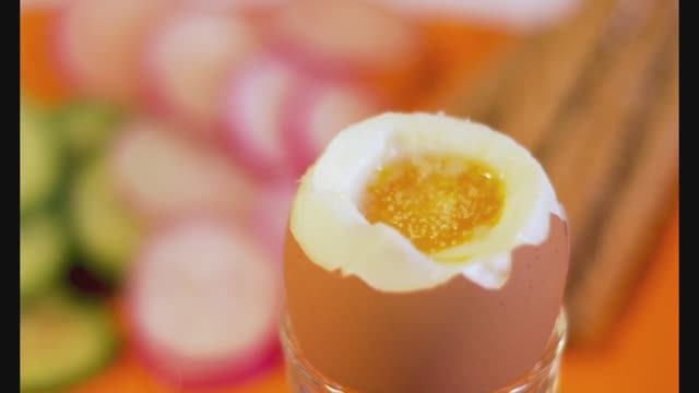 Не Выбрасывай Яичную Скорлупу! 🥚✨ Красота Своими Руками — Удивительные Поделки и Декор