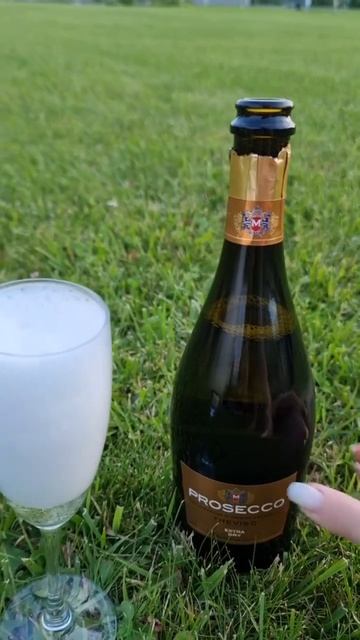 Премьера клипа Просекко уже скоро