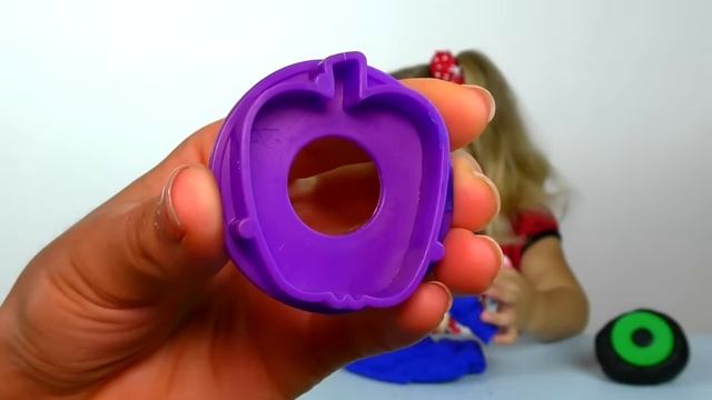 Диана и Рома Диана играет с игрушками Play Doh для малышей Видео для малышей