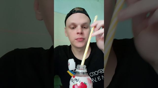 МУКБАНГ ПЬЕМ НАПИТОК С КОКОСОМ 🧋🥥