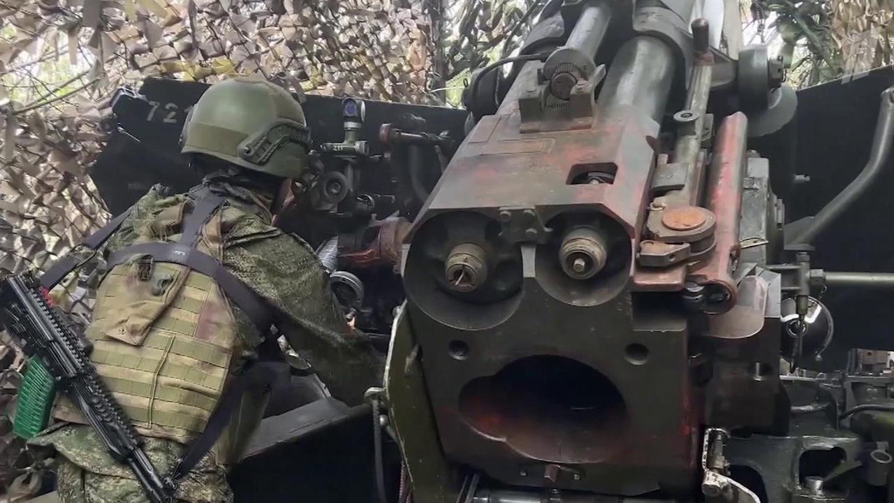 Российская армия наносит удары по военной инфраструктуре, заводам ВПК и арсеналам ВСУ