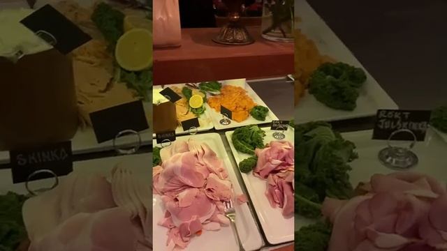 Швеция: начались рождественские корпоративы. Просто, ?