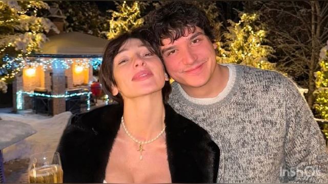 Настя Ивлеева сыграла тайную свадьбу с возлюбленным.