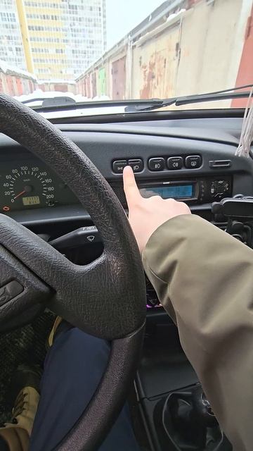 Как включить свет в машине #ваз #ваз2114 #авто #мем #юмор #машина